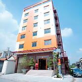 Mona Hotel