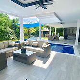 An Exceptional Luxury Villa Offering Amazing Lake View and Refined Liv