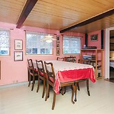 6 Person Holiday Home in Glesborg