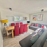 Eastcote Place Apartment
