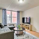 Easy Train Access! Quiet New York Commuter Apt