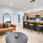 Yard, Patio! Luxe Home Near Top Dallas Attractions