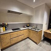 Modern Apartment in a Prime Location!