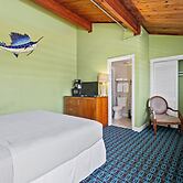 Oceanfront Inn Room #14- Inlet View- King Bed
