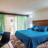 Carambola Boutique Studios
