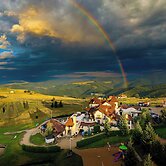 Castelnor Resort