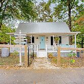 1BR Dog-friendly Home w/ In-unit Laundry