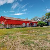 Wilderness Retreat w/ Wood Stove - Dog-friendly