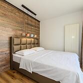 MoHost Alpine Calm - 2BR Hideaway