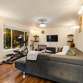Cozy Work-ready 1BR Condo Near Downtown