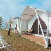 Happynest Glamping and Villa Dieng