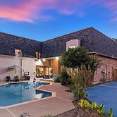7BR 5BA w Pool, Hot Tub, Sport Court & Game Room