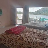 Lake view Resort Homestay
