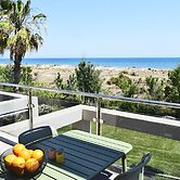 Dup3291 in Oliva With 3 Bedrooms and 2 Bathrooms