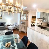 1622 Live oak Park