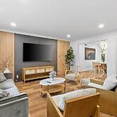 Marbella Lane - Modern 3broasis in Siliconvalley