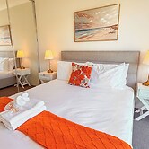 StayAU 4BRM Family Beach Retreat