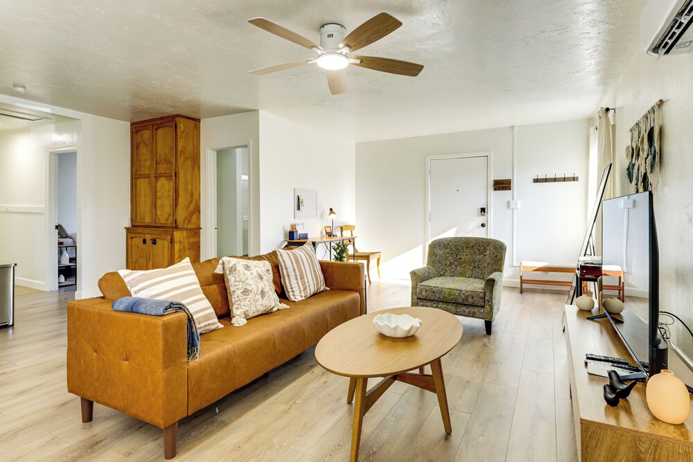 Clear Lake Living! Pet-friendly Gem w/ Fenced Yard