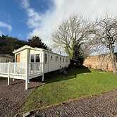 Cabin 6 Sleeps 6, Patio, Pets, Edinburgh Festival