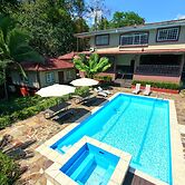 Coconut Lodge