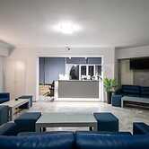Vivian Hotel