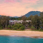 Radisson Blu Resort, Phuket Mai Khao Beach