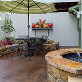 Walk to Main Street: Saluda Escape w/ Garden Patio