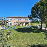 Maison d'hôtes La Ramade, 5 chambres et table d'hôtes en Provence (12 