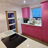 Seaside Escape in Deal, Cozy 2 Bedroom