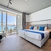 South 32 Hotel by Zzzing