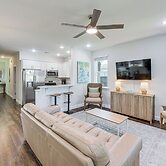 Southern Gem Near Forsyth: Walk to Sights & Bites