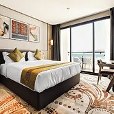 April Hotel