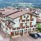 HC HOTEL GARNI ROOM AND APARTMENT
