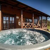 Holiday Home With Sauna, Jacuzzi, Private Pond