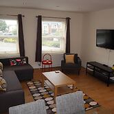 Apartment - Sleeps 4 - Near Castle & Town Centre