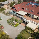 Le Rose Suites & Park Hotel Budapest