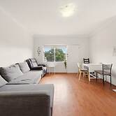 Metawise BnB 2BR Hillsdale Family Stay Sleeps 6