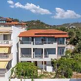Blue Horizon Sarti - Charming Quad Seaview Getaway
