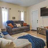 Cozy Adventure Filled Escape Free Parking 2 Bedroom Apts