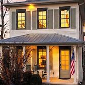 Fowlkes Street by AvantStay Minutes from Historic Main Street Short Dr