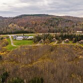Mountainview Resort by Coolvacay