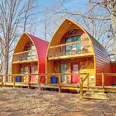1 Mi to Tiec: Peaceful Mountain Cabin