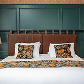 The Royal Inn by Chef & Brewer