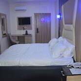 La Villa Resort And Hotel