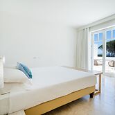 Hotel with swimming pool in Conca Verde just 100 mt from the sea