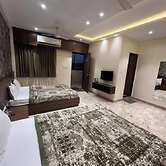 Hotel Ashoka Resort