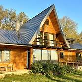 Holiday Villa With Sauna, on the Shore of the Lake