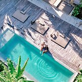 Surfing Temple Boutique Hotel