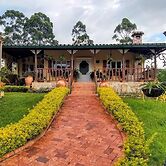 El Oasis Organic Farm