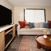 August Inn Charming Stay for 8